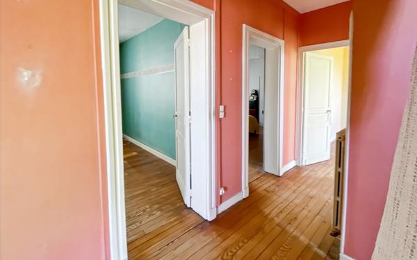 Maison à vendre    5 pièces •  Villeneuve-de-Marsan