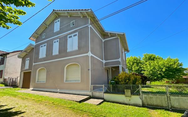 Maison à vendre    5 pièces •  Villeneuve-de-Marsan