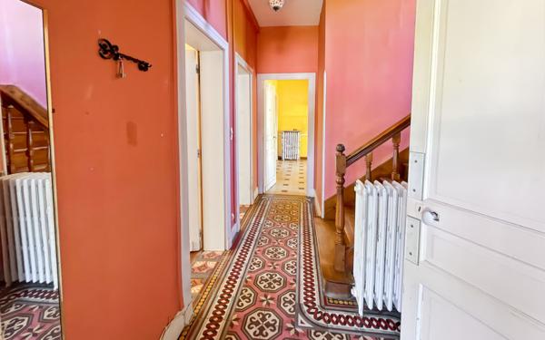 Maison à vendre    5 pièces •  Villeneuve-de-Marsan