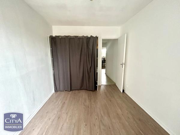 Appartement à vendre 5 pièces 103.18m² Billère (64140)