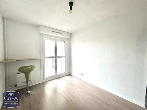 Appartement à vendre 5 pièces 103.18m² Billère (64140)