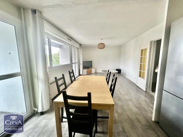 Appartement à vendre 5 pièces 103.18m² Billère (64140)