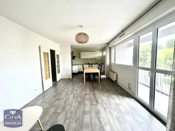 Appartement à vendre 5 pièces 103.18m² Billère (64140)