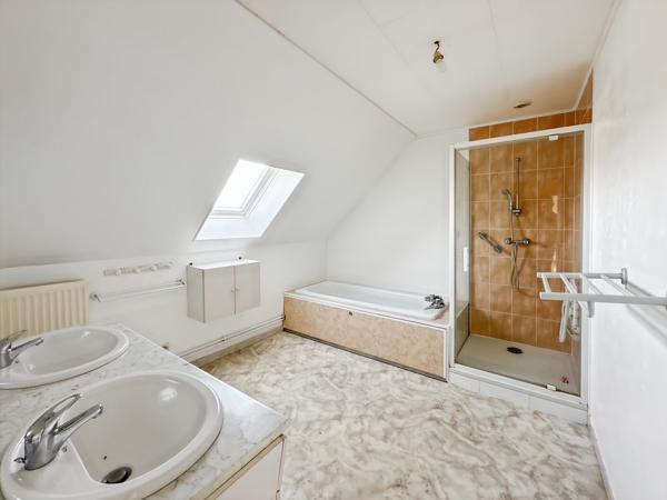 4 chambres ETREPAGNY Proche Pavillon