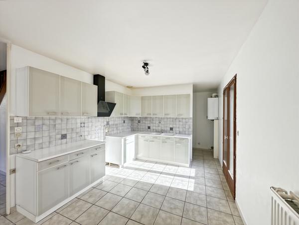 4 chambres ETREPAGNY Proche Pavillon