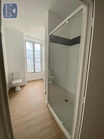 Appartement à louer 3 pièces 70.14m²