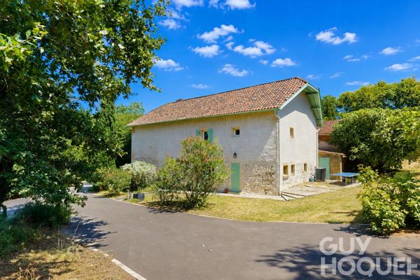 Belle maison de maître 200 m² avec piscine et dépendances proche Hagetmau