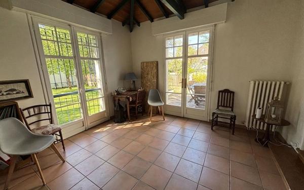 Maison à vendre    7 pièces •  Pau