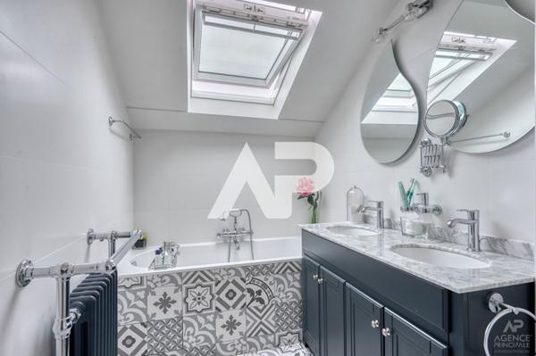 Maison Rueil Malmaison 6 pièce(s) 137 m² + 33 m² dépendance €1 232 000 ** - Référence 19353