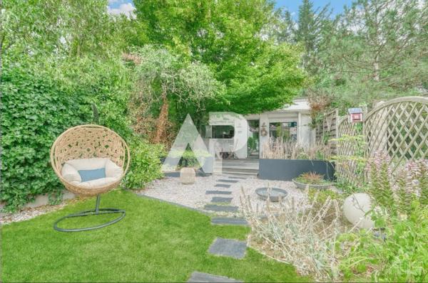 Maison Rueil Malmaison 6 pièce(s) 137 m² + 33 m² dépendance €1 232 000 ** - Référence 19353