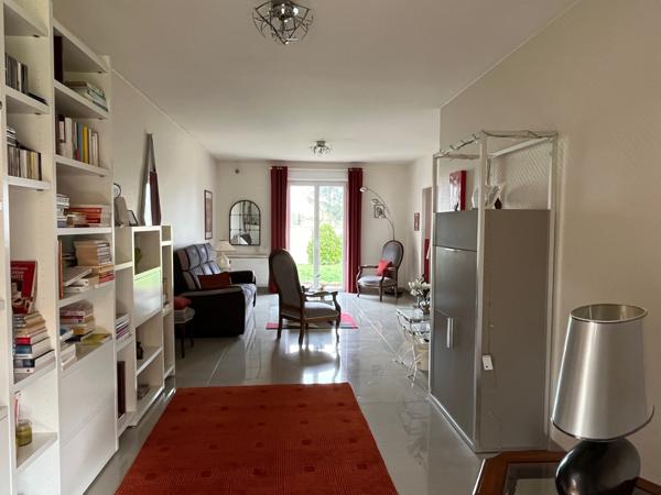 Beautour (44120) Maison familiale plain pied avec véranda chauffée exposée plein sud à Saint-Sébastien-sur-Loire