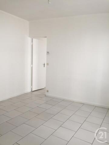 Appartement à vendre  2 pièces - 28,11 m2 FONTAINEBLEAU - 77