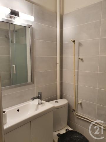 Appartement à vendre  2 pièces - 28,11 m2 FONTAINEBLEAU - 77