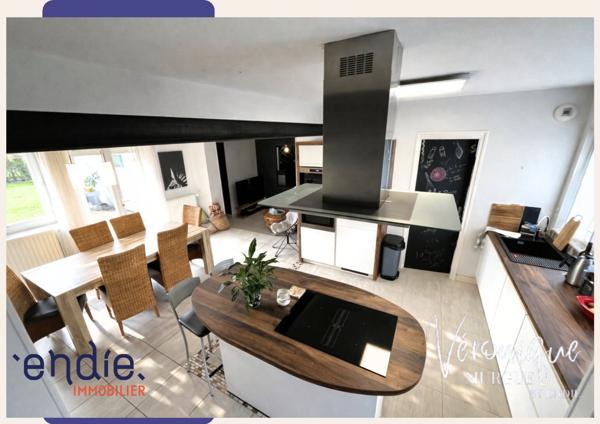 Maison de ville rénovée, 6 chambres, vie de plain-pied, DPE C, jardin clos, endie immobilier, Véronique Murgue