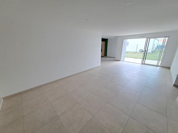 Vente maison Froidfond : 247 690 € - AJP Immobilier Challans