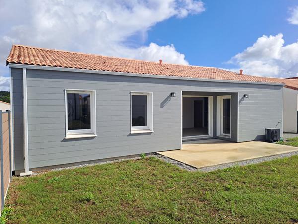 Vente maison Froidfond : 247 690 € - AJP Immobilier Challans