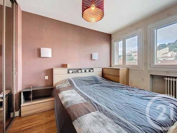 Appartement T3 à vendre  3 pièces - 55,26 m2 LE PUY EN VELAY - 43