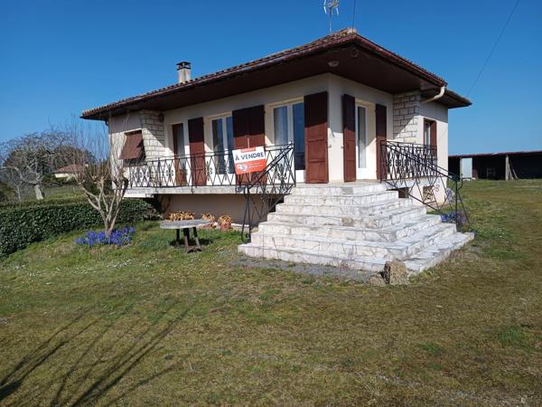 MAISON SUR SOUS SOL SUR UN TERRAIN D'ENVIRON 5000 M²