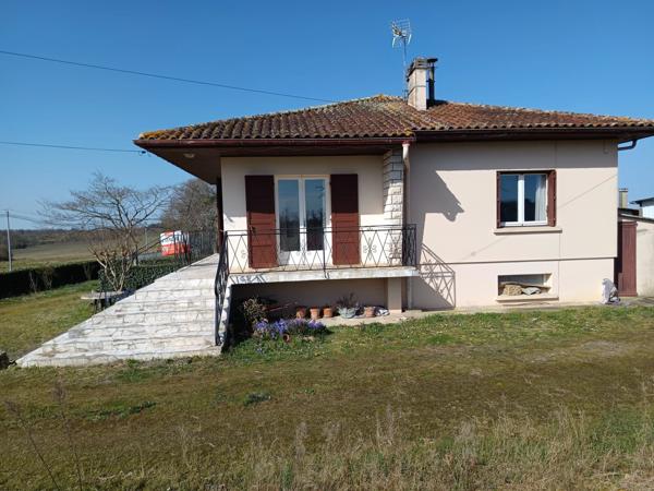 MAISON SUR SOUS SOL SUR UN TERRAIN D'ENVIRON 5000 M²