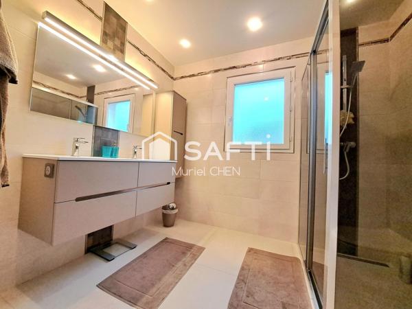 ASSAS, villa 3 ch dont 1 suite, piscine, Bas Rhône