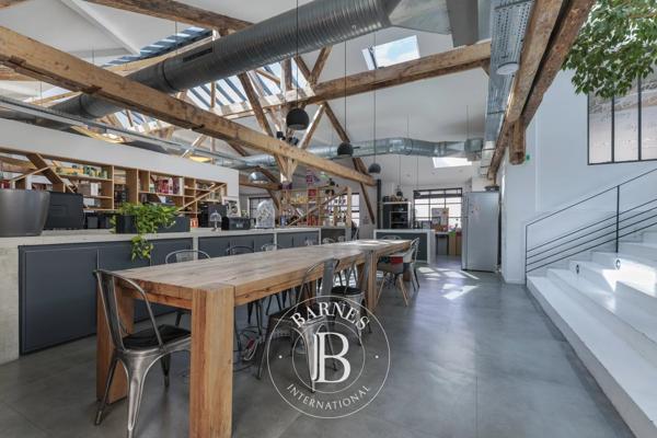Clichy, Bureau  1 000 m² à vendre