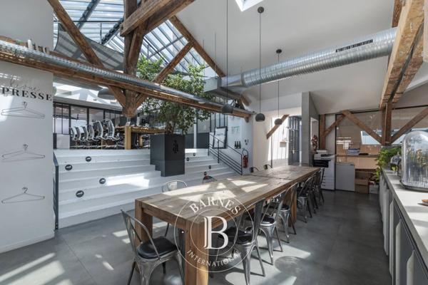 Clichy, Bureau  1 000 m² à vendre