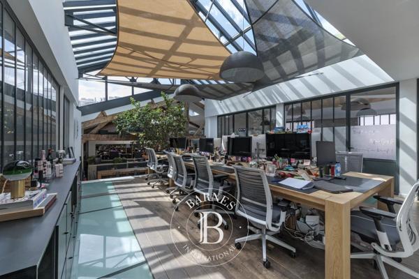Clichy, Bureau  1 000 m² à vendre