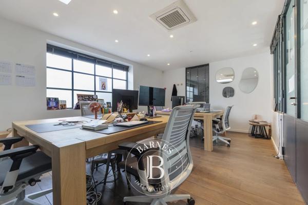Clichy, Bureau  1 000 m² à vendre