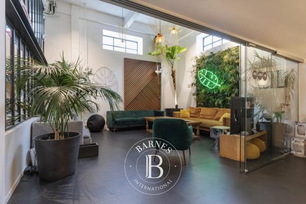 Clichy, Bureau  1 000 m² à vendre