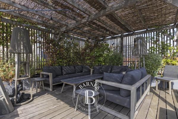 Clichy, Bureau  1 000 m² à vendre