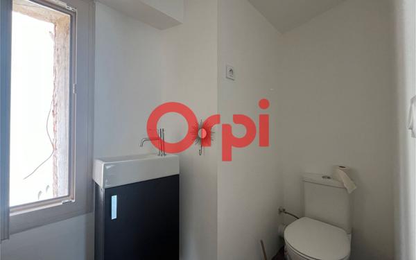 Maison à louer    4 pièces •  Catllar