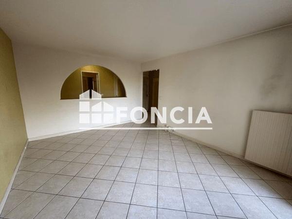 Location Appartement 3 pièces 66.46 m² - Les Hetres Saint Maur Des Fosses 94100