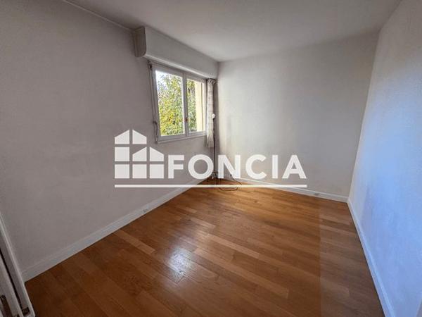 Location Appartement 3 pièces 66.46 m² - Les Hetres Saint Maur Des Fosses 94100