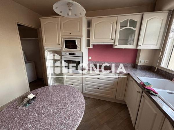 Location Appartement 3 pièces 66.46 m² - Les Hetres Saint Maur Des Fosses 94100