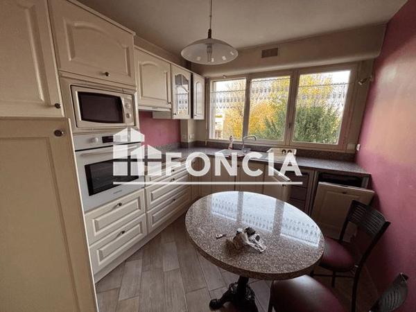Location Appartement 3 pièces 66.46 m² - Les Hetres Saint Maur Des Fosses 94100