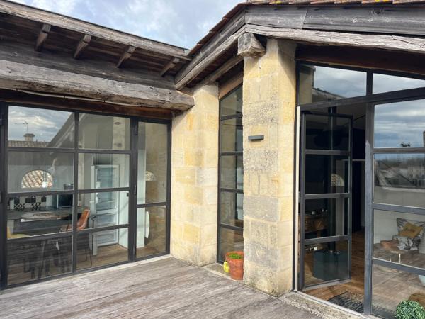 Appartement rénové en 2018 avec terrasse 30 m² vue sur la confluence !