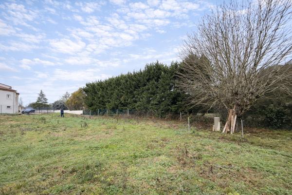 Terrain exceptionnel 1 781 m² – sans vis-à-vis : vue préservée – secteur recherché