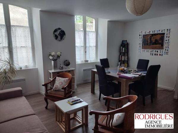 Appartement à louer, 3 pièces - POITIERS 86000