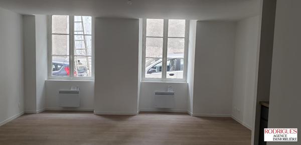 Appartement à louer, 3 pièces - POITIERS 86000