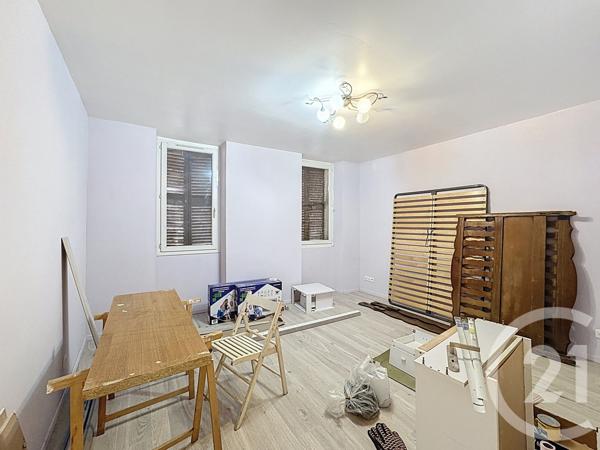 Appartement T3 à vendre  3 pièces - 74 m2 TRETS - 13