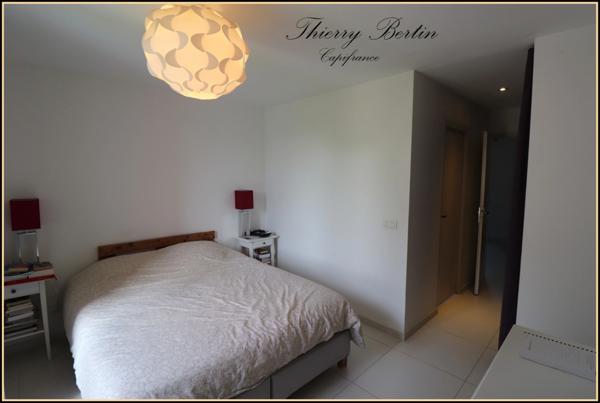 Dpt Alpes Maritimes (06), à vendre VILLENEUVE LOUBET maison P6 de 171 m² - Terrain de 1 186,00 m²