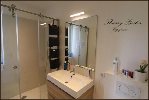 Dpt Alpes Maritimes (06), à vendre VILLENEUVE LOUBET maison P6 de 171 m² - Terrain de 1 186,00 m²