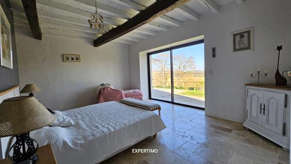 Agen (47000) PROPRIÉTÉ DE CARACTÈRE AVEC VUE PANORAMIQUE – DOMAINE RÉNOVÉ AU CŒUR DE LA NATURE