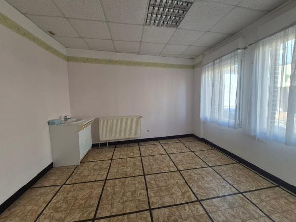 Maison mitoyenne 2 côtés à vendre, 7 pièces - Isbergues 62330