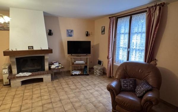 Vente Maison avec garage et dépendances Bruere-allichamps   