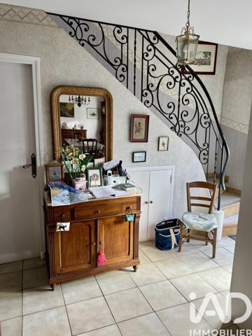 Maison à vendre 8 pièces 175 m² Sainte-Geneviève-des-Bois