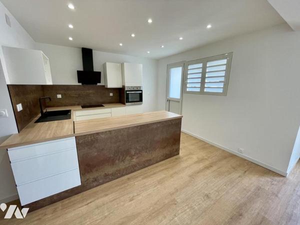 SAINT DENIS - JARDIN DE L'ETAT APPARTEMENT T5