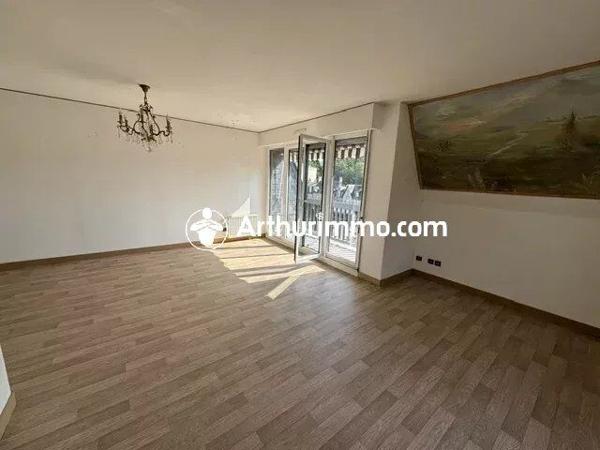 Vente                                                      Appartement
                        
                     3 pièces                      79 m2                     à Bagnoles-de-l'Orne-Normandie