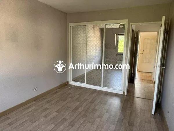 Vente                                                      Appartement
                        
                     3 pièces                      79 m2                     à Bagnoles-de-l'Orne-Normandie