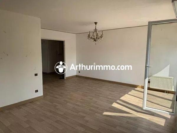 Vente                                                      Appartement
                        
                     3 pièces                      79 m2                     à Bagnoles-de-l'Orne-Normandie